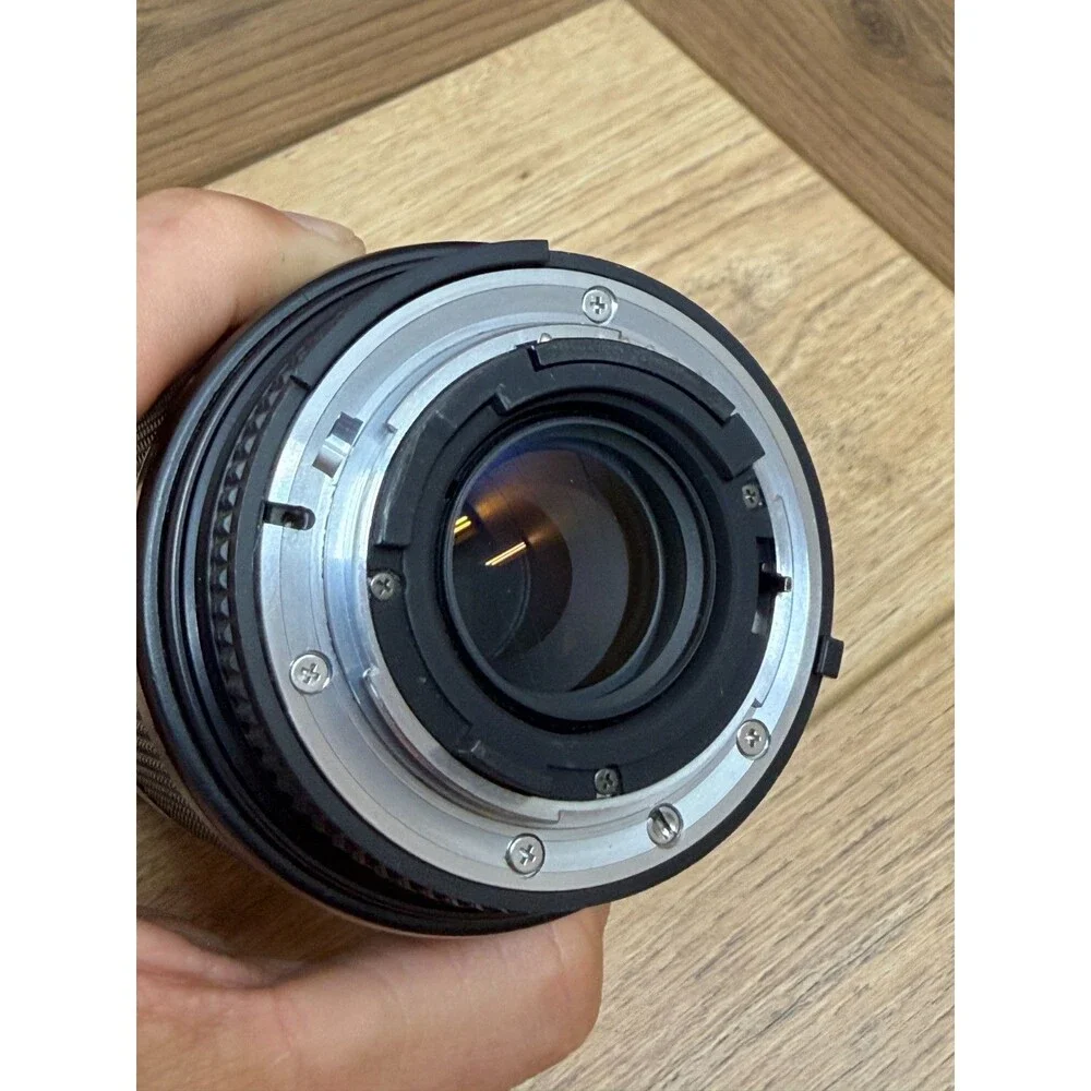 Nikon AF Nikkor 70-210mm 1:4-5.6 Lens w/ Caps Very Good Working Condition